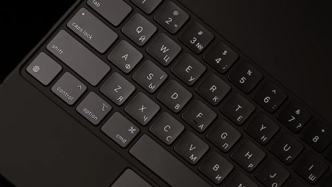 Лазерне гравіювання клавіатури Apple Magic Keyboard для iPad Pro | iPad Air у Львові Лазерне гравіювання клавіатури Apple Magic Keyboard для iPad Pro | iPad Air у Львові
