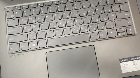Лазерне гравіювання клавіатури ноутбука Lenovo у Львові Лазерне гравіювання клавіатури ноутбука Lenovo у Львові