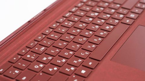 Лазерне гравіювання клавіатури ноутбука Microsoft Surface в iGrava Лазерне гравіювання клавіатури ноутбука Microsoft Surface в iGrava